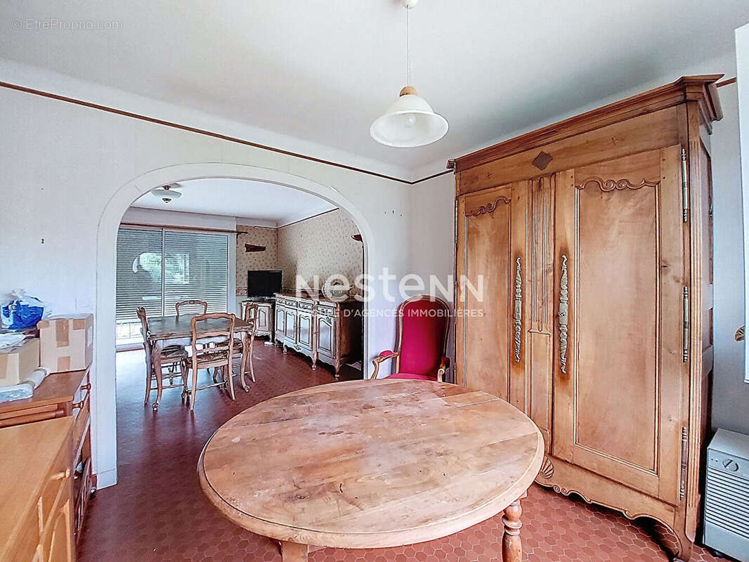 Maison à SAINTE-LUCE-SUR-LOIRE