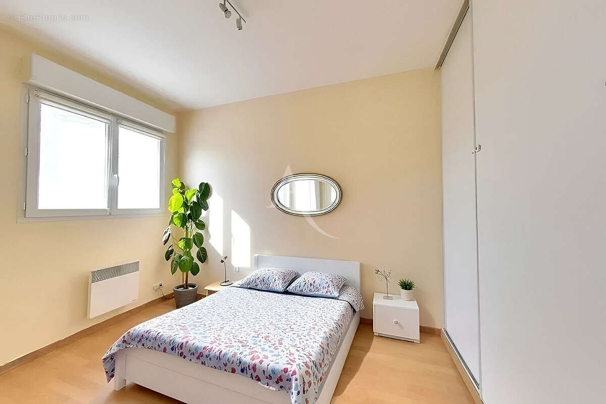 Appartement à OZOIR-LA-FERRIERE