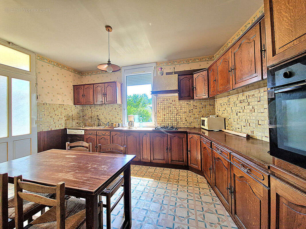 Maison à CHATEAUNEUF-SUR-SARTHE
