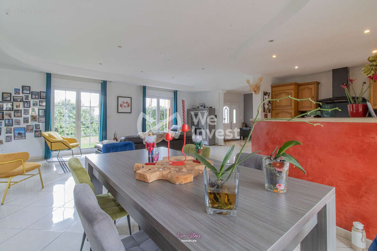 Maison 135 m² à Les Baroches  - photo 5