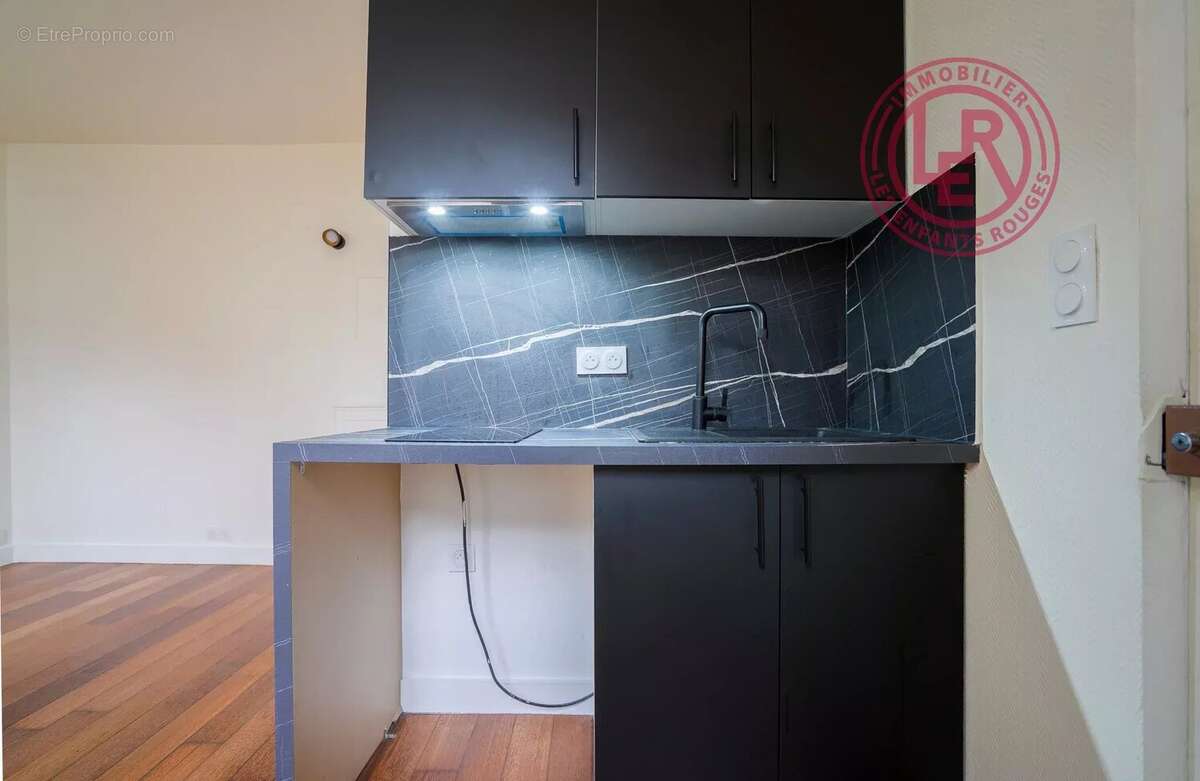 Appartement à PARIS-3E