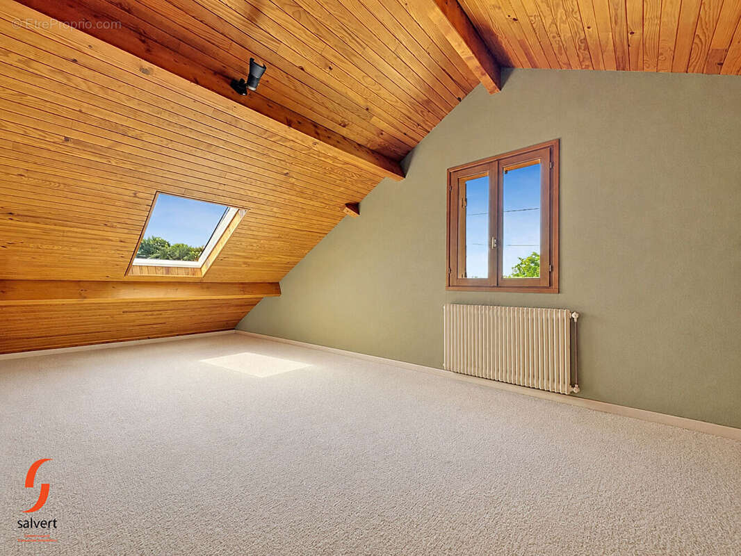 Maison à PREMILHAT