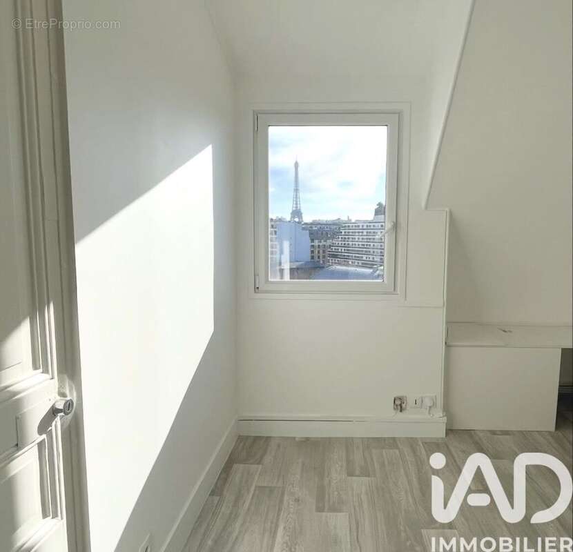 Photo 3 - Appartement à PARIS-16E