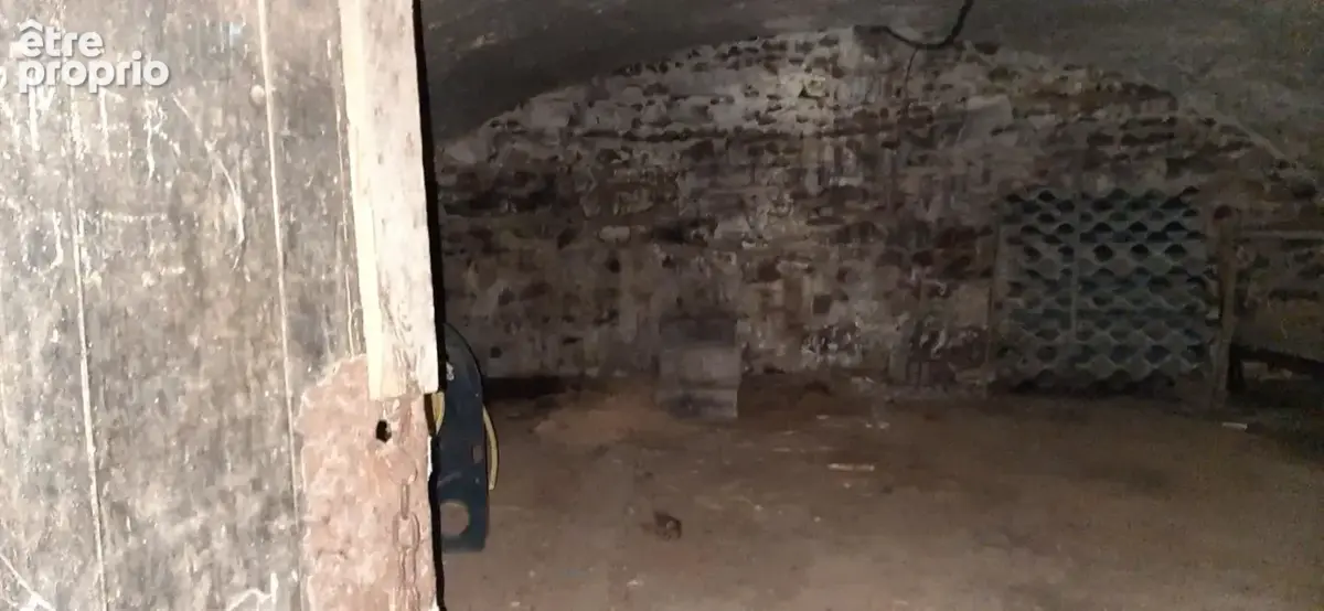 Fermette a rénover avec ses dépendances, sur 2,7 ha de terrain dans cadre bucolique - photo 53
