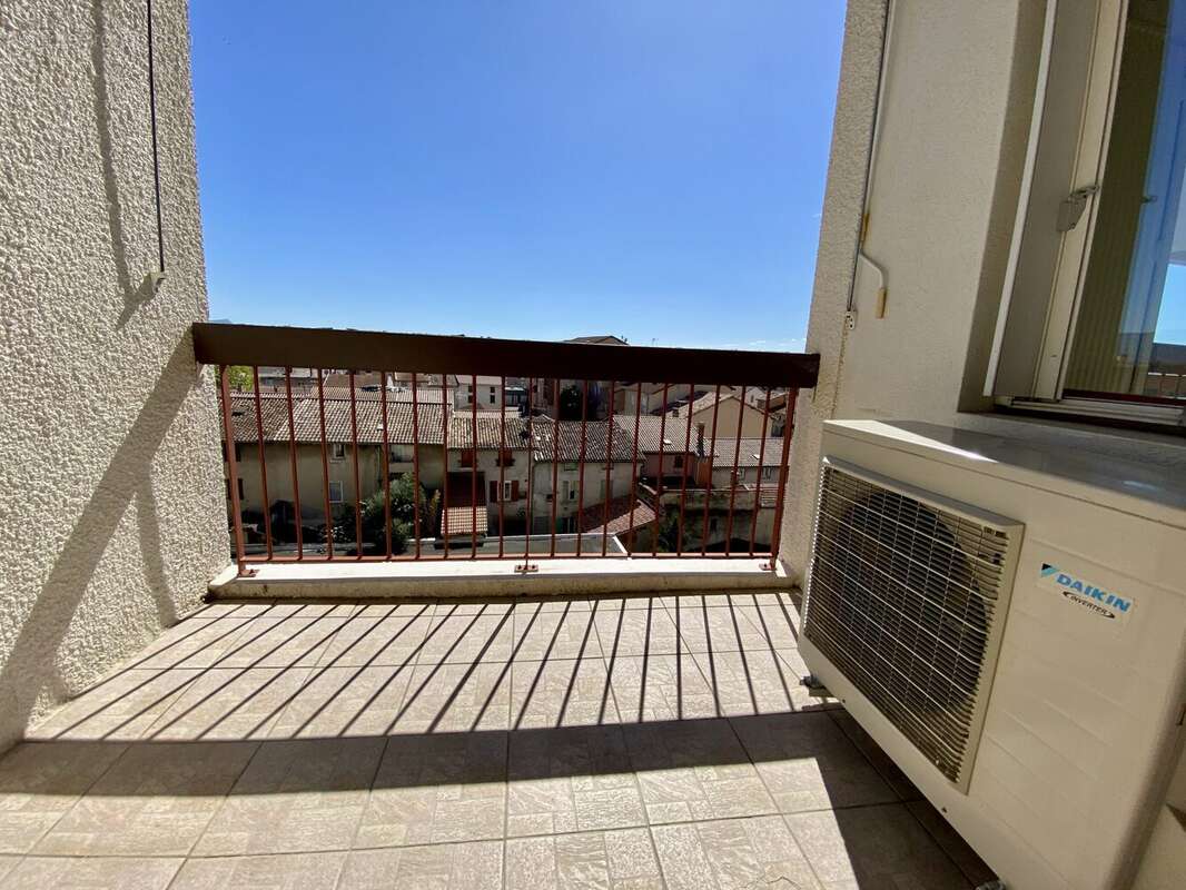 Appartement à BOURG-DE-PEAGE