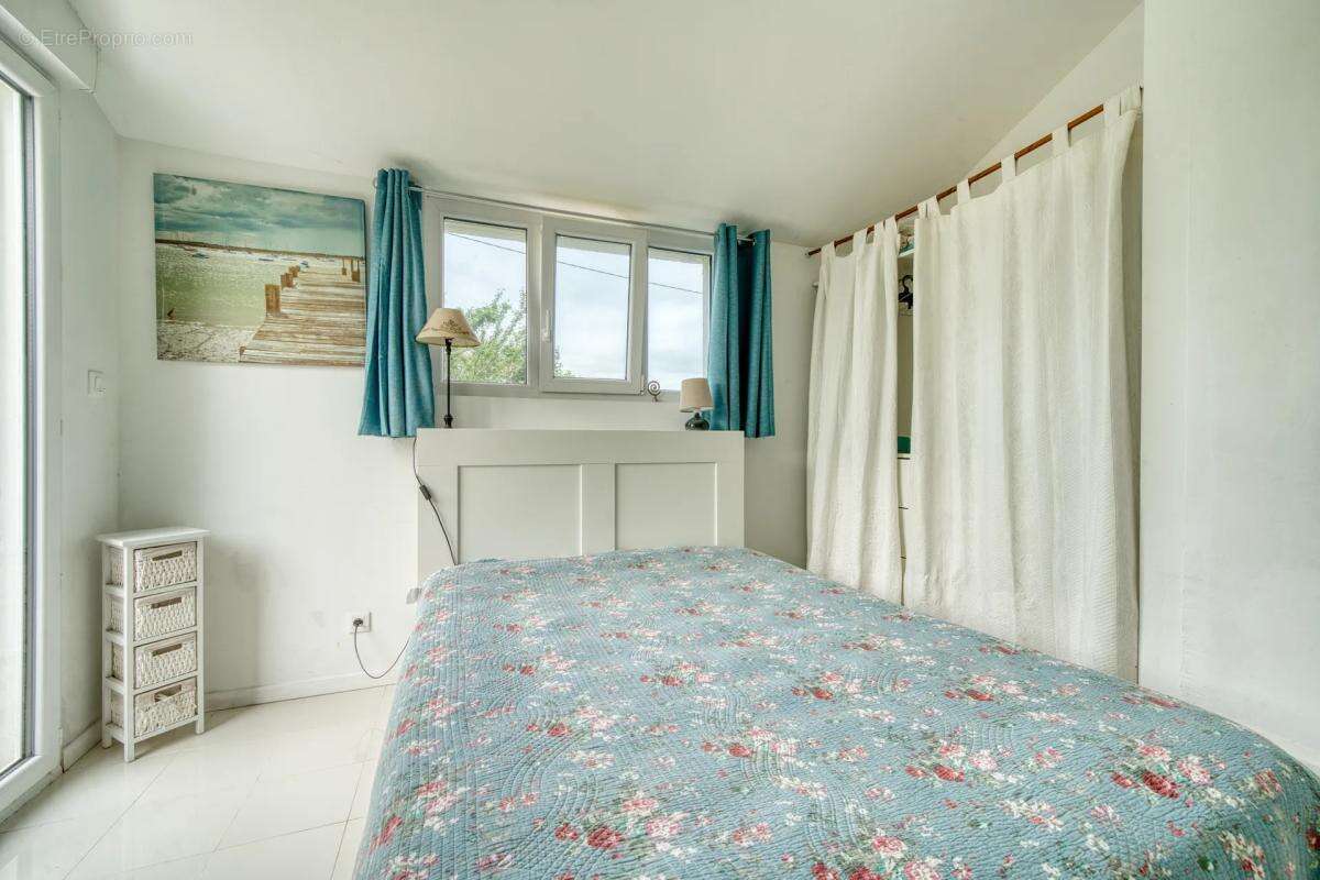 Maison à PORT-DES-BARQUES