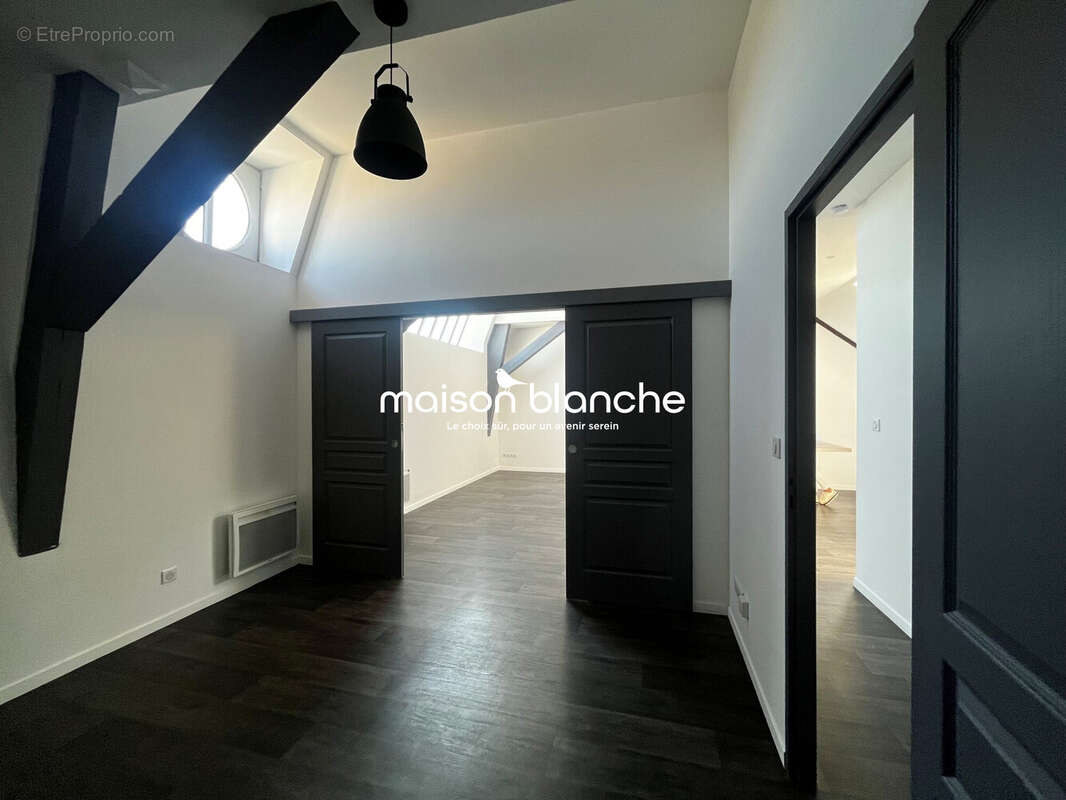 Appartement 82 m² à Saumur  - photo 3