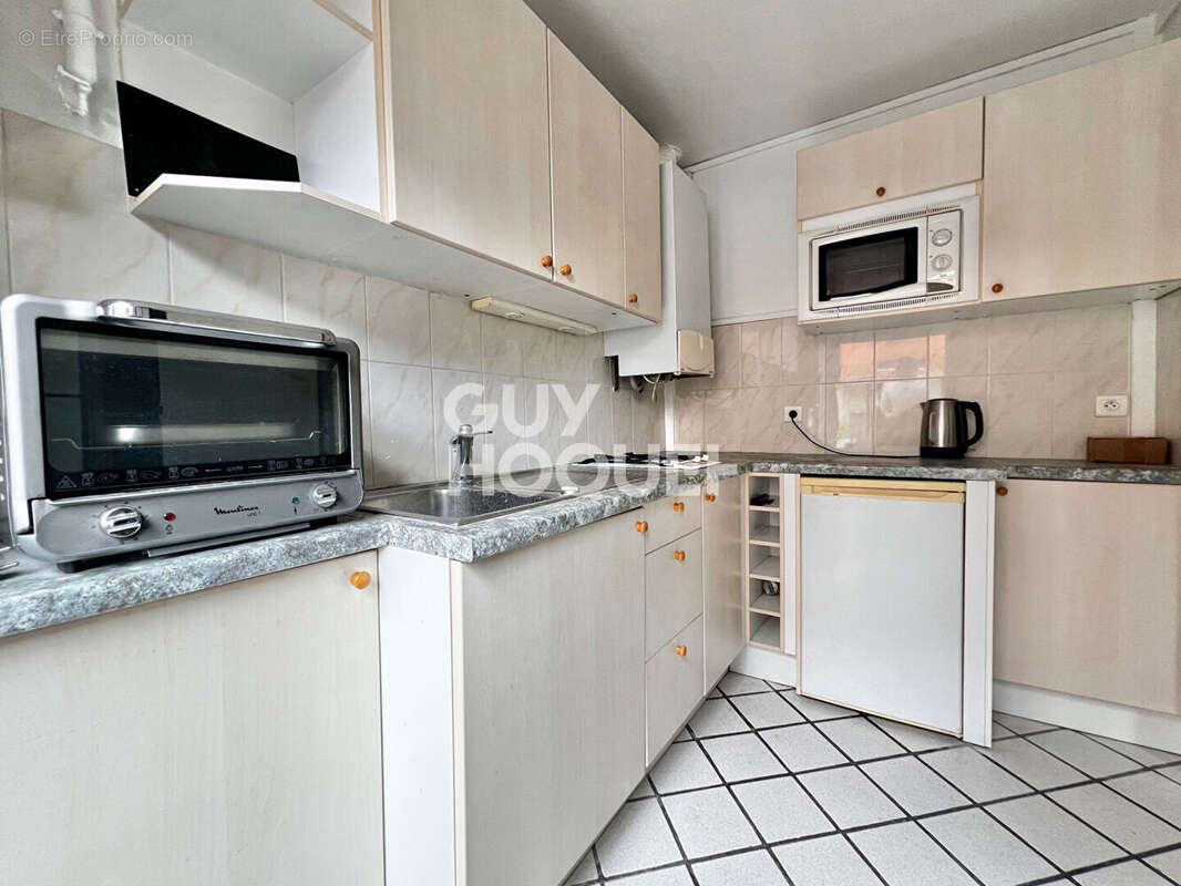 Studio à vendre en plein centre-ville de Massy - Réf 2857 - photo 3