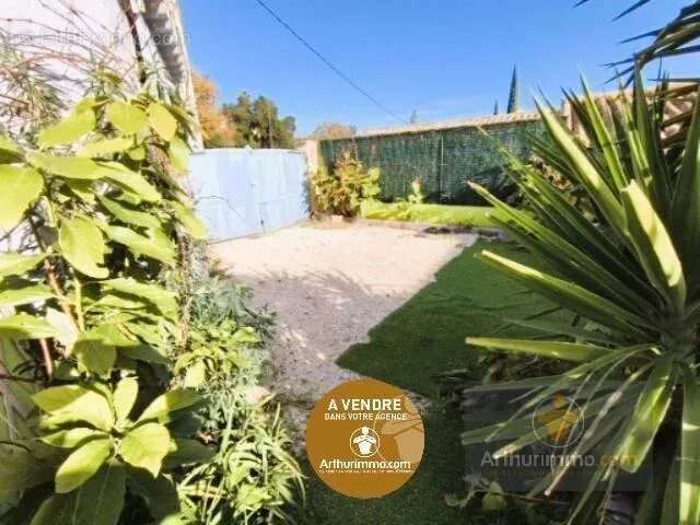 Maison à BORMES-LES-MIMOSAS