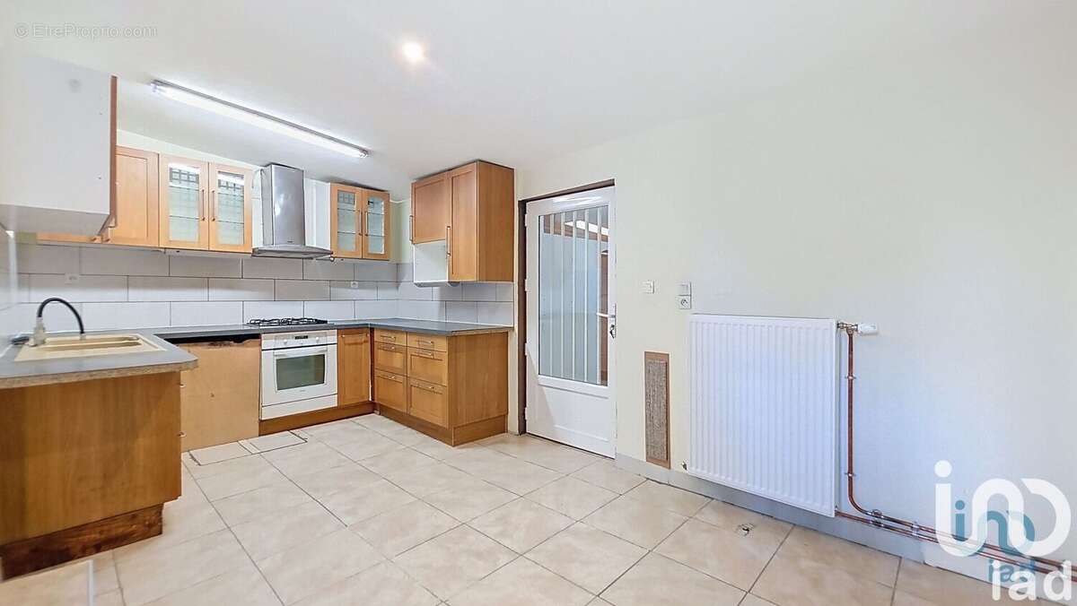 Photo 3 - Maison à ROMILLY-SUR-SEINE