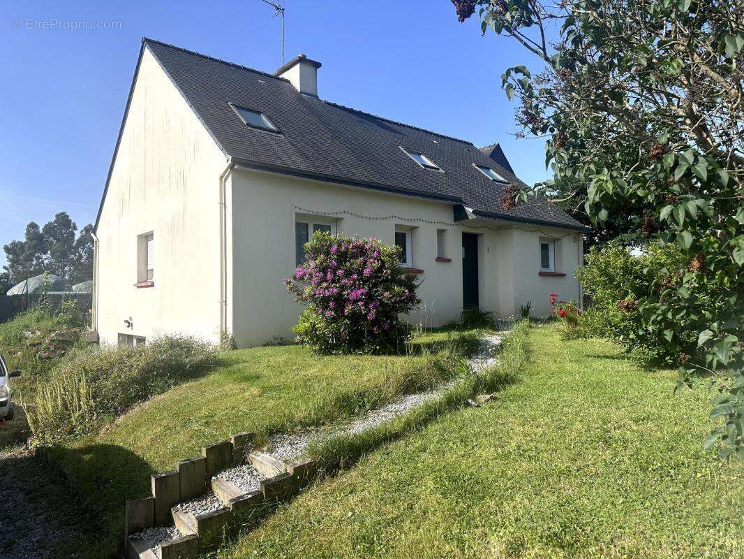 Maison à LANDEVANT