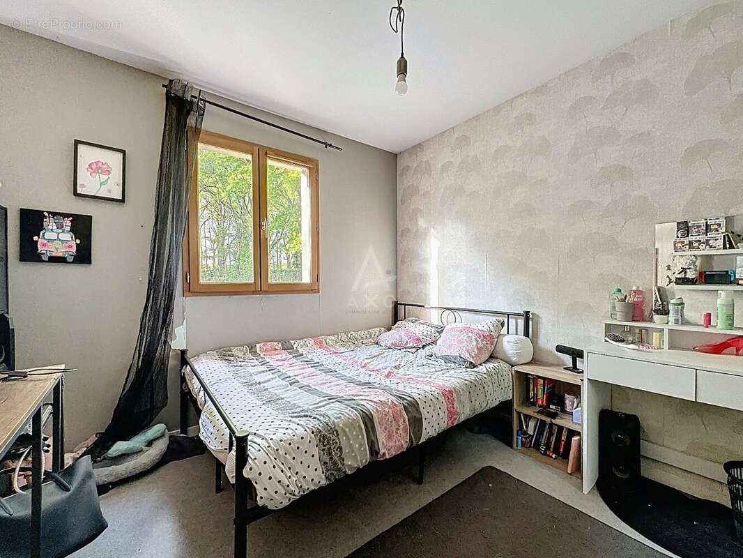 Maison à OUZOUER-SUR-TREZEE