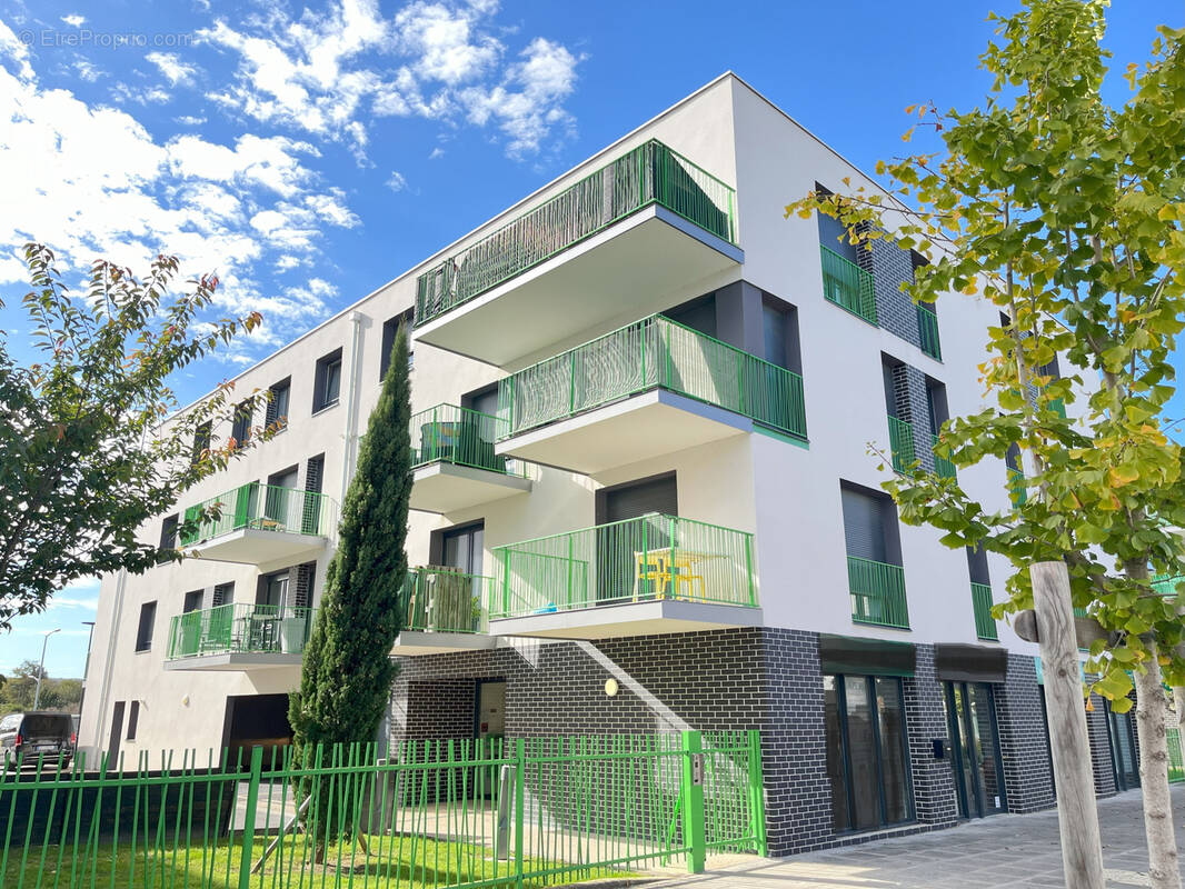 Appartement à BEZANNES