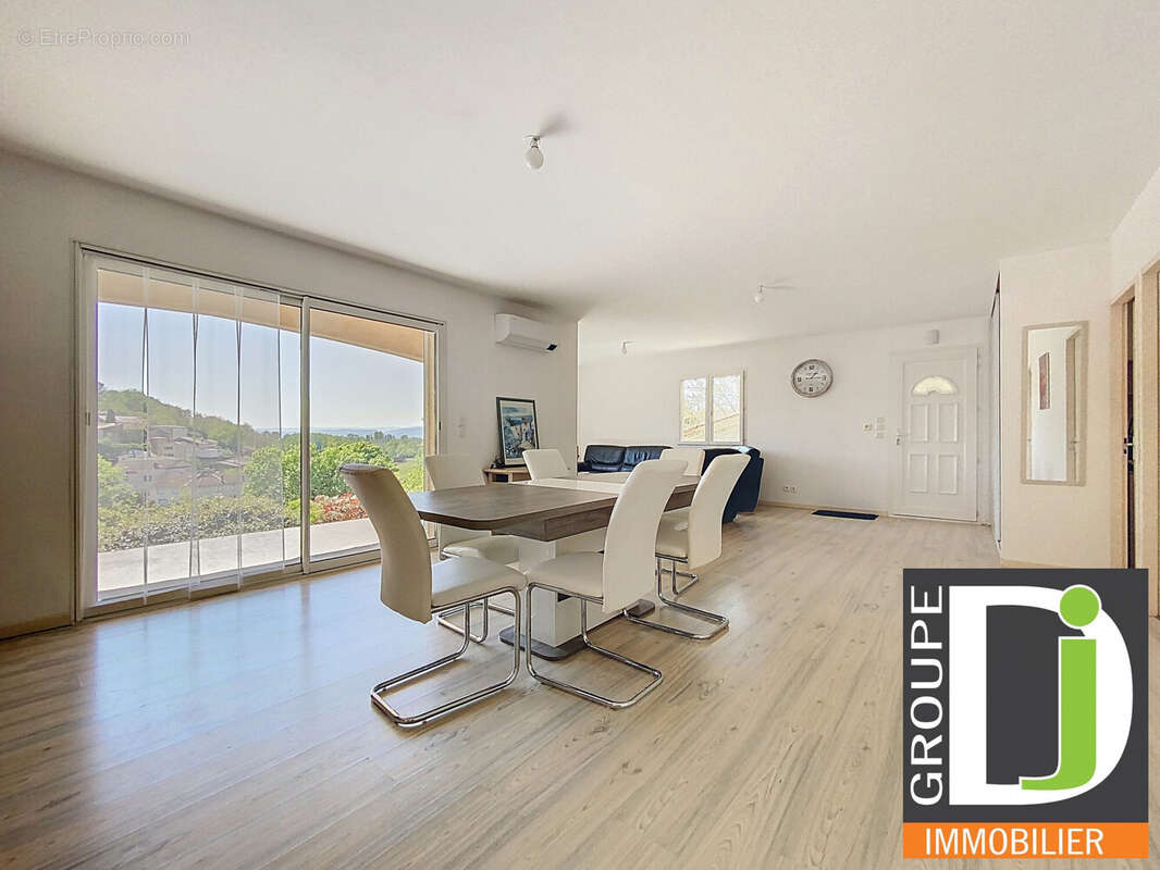 Maison à BEAUVALLON