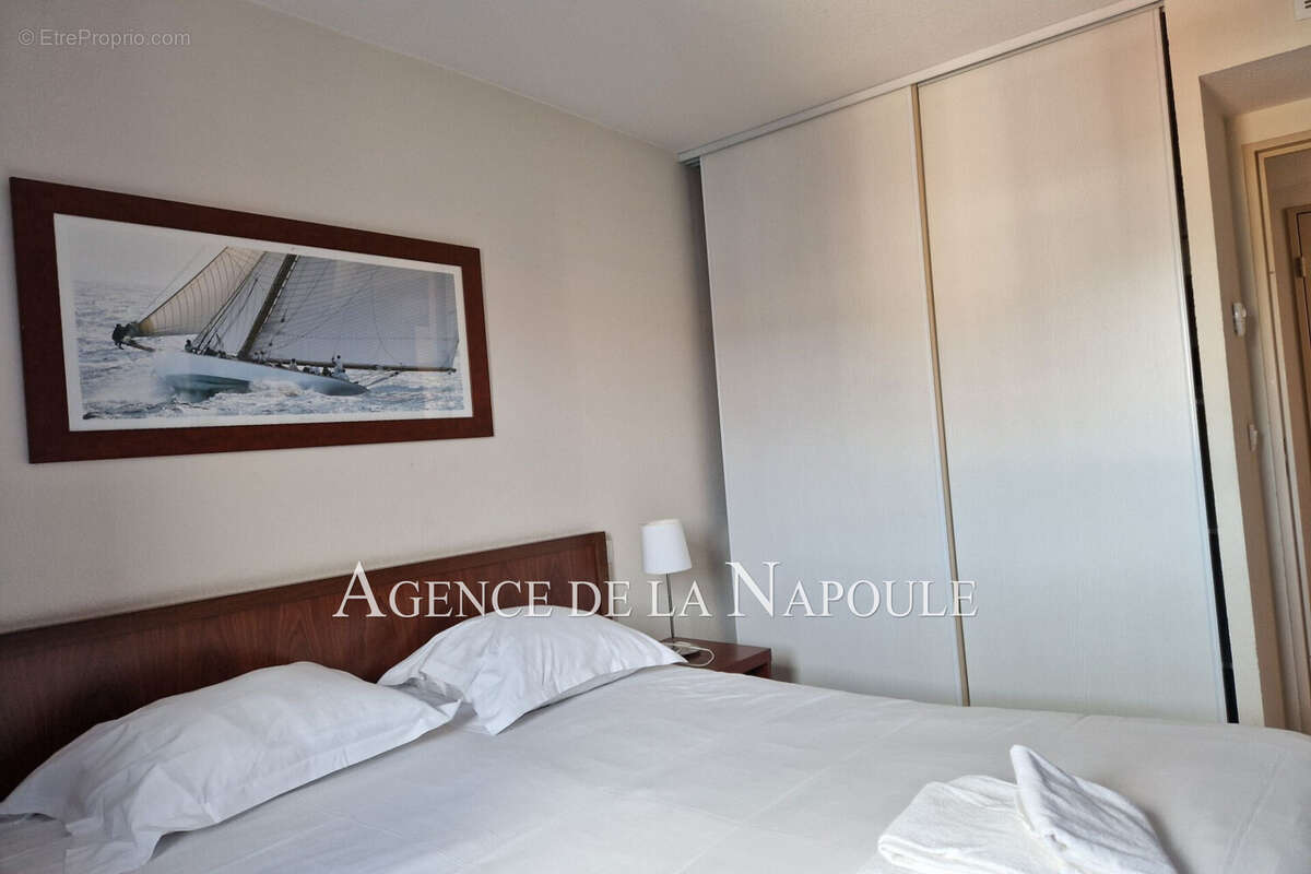 Appartement à MANDELIEU-LA-NAPOULE