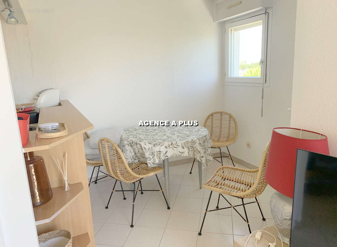 Vente t2 + mezzanine lac salonique - photo 12