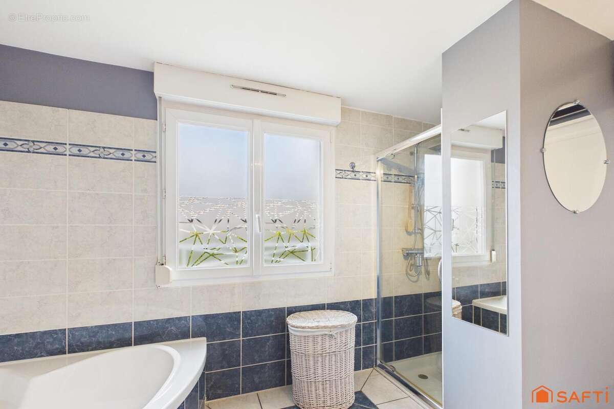 Maison 163 m² à Saint-Ame  - photo 9