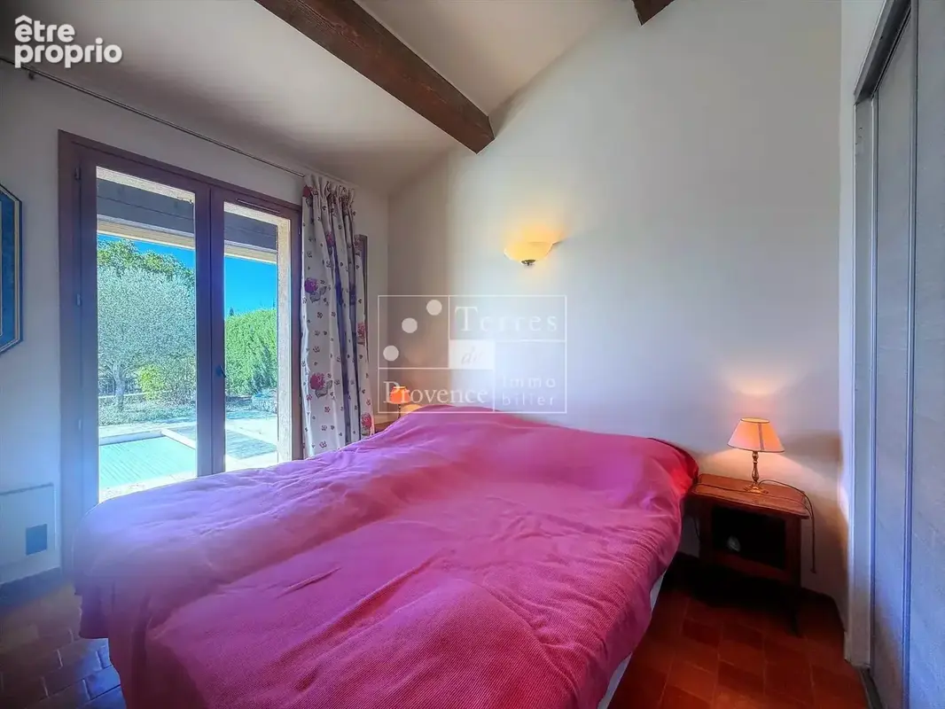 A vendre à Aups, villa provençale avec piscine et garage à Aups - photo 11