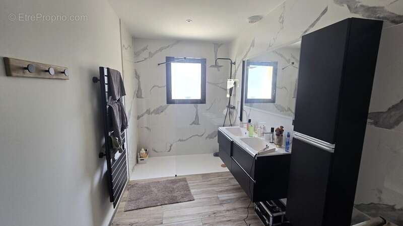 Maison à VILLEDUBERT