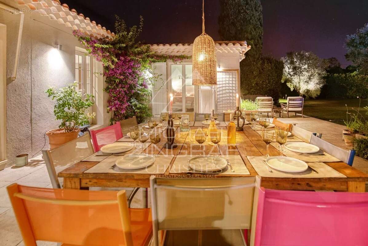 Maison à PEYMEINADE