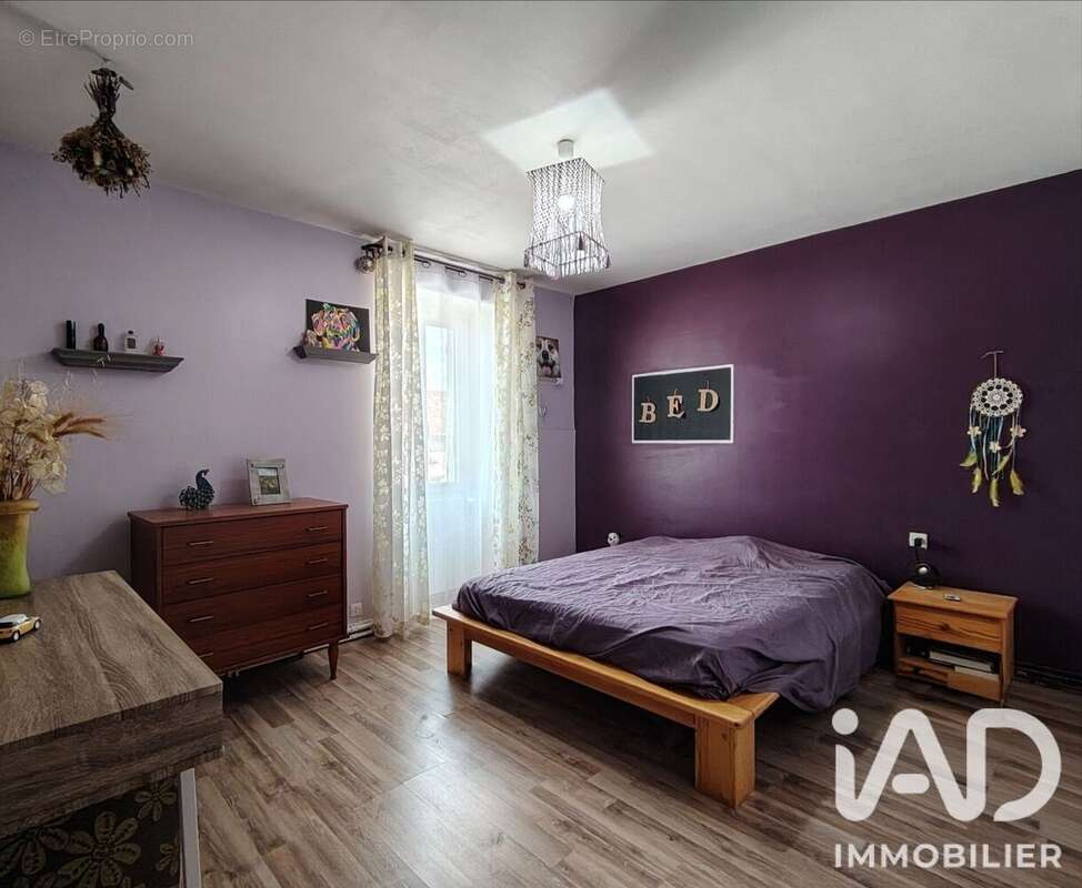 Maison 208 m² à Reparsac  - photo 9