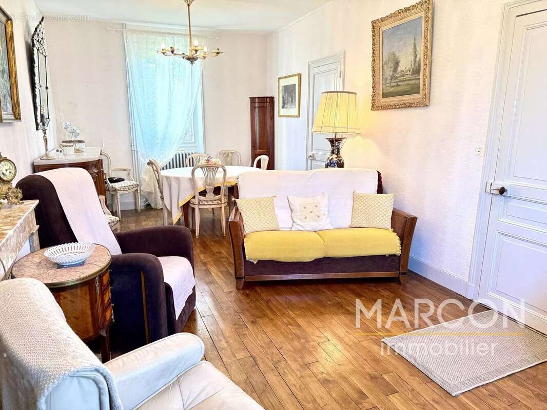 Maison à BENEVENT-L&#039;ABBAYE