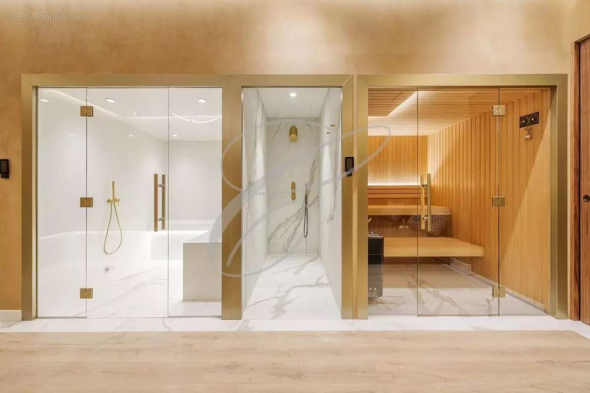 Maison à ROQUEBRUNE-CAP-MARTIN