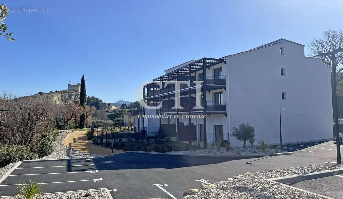 Appartement à VAISON-LA-ROMAINE