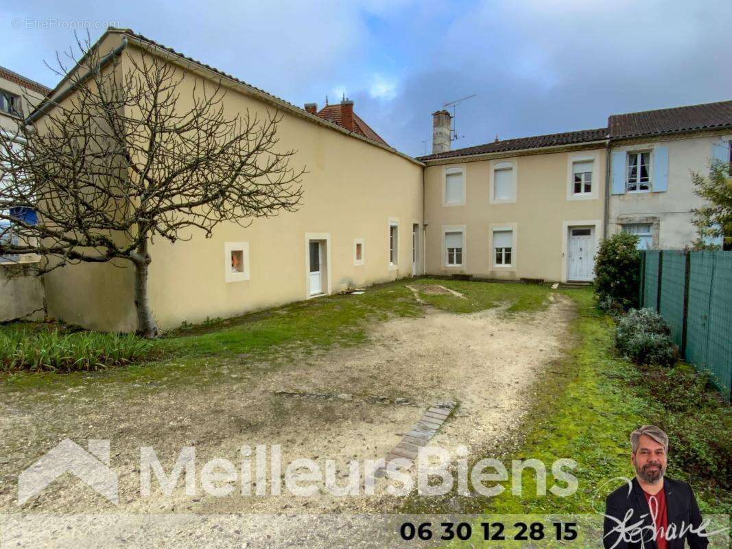 Immeuble mixte libéral et habitation - centre de Montendre - photo 5