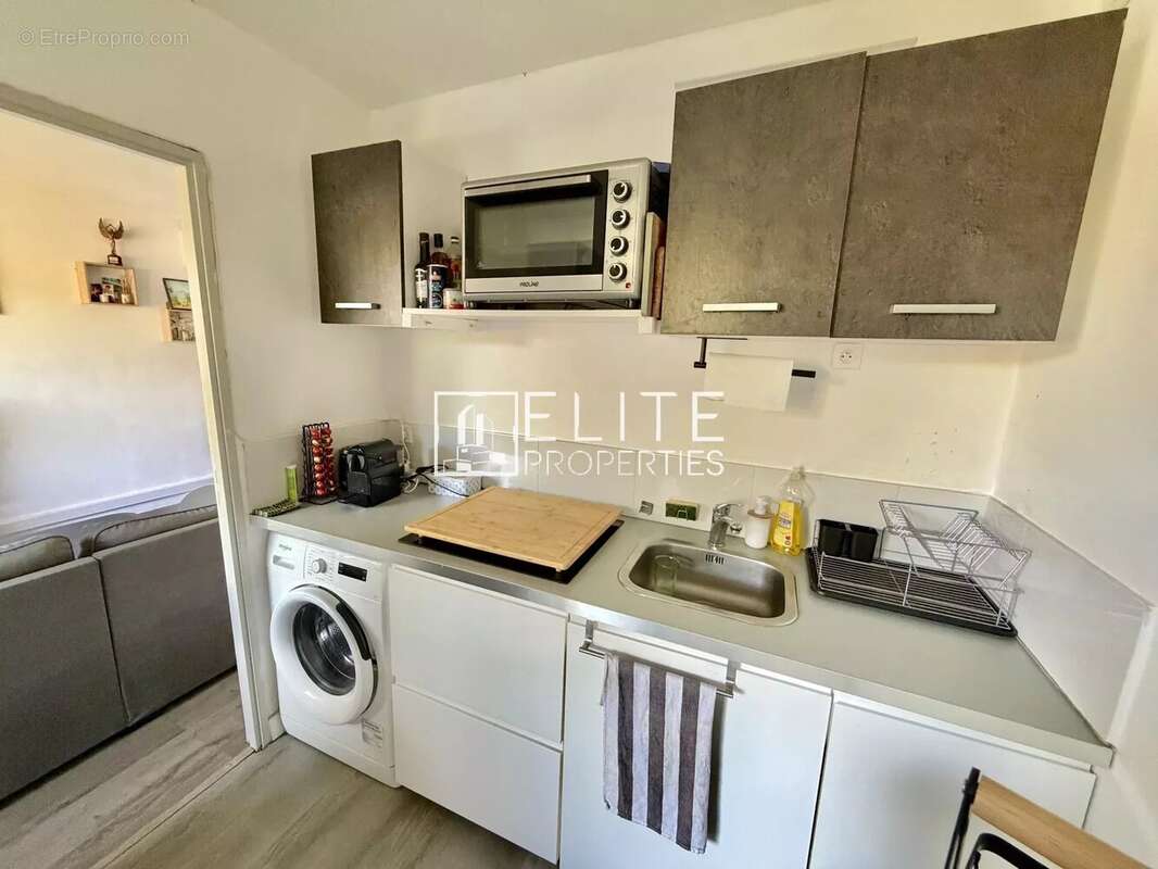 STUDIO 37m² COIN NUIT & TERRASSE - Mandelieu-la-Napoule - photo 4
