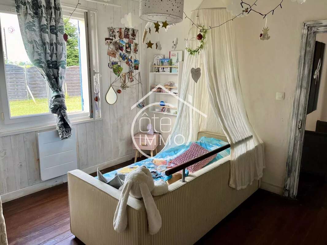 Maison à SAINT-PIERRE-D&#039;EYRAUD