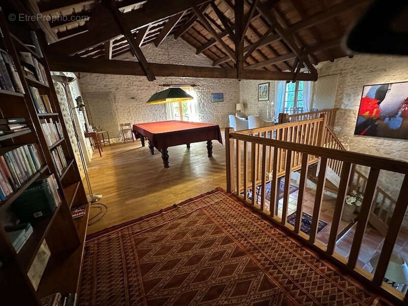 Belle maison en pierre  avec piscine.   Maison avec grand  jardin, gite et piscine - photo 23