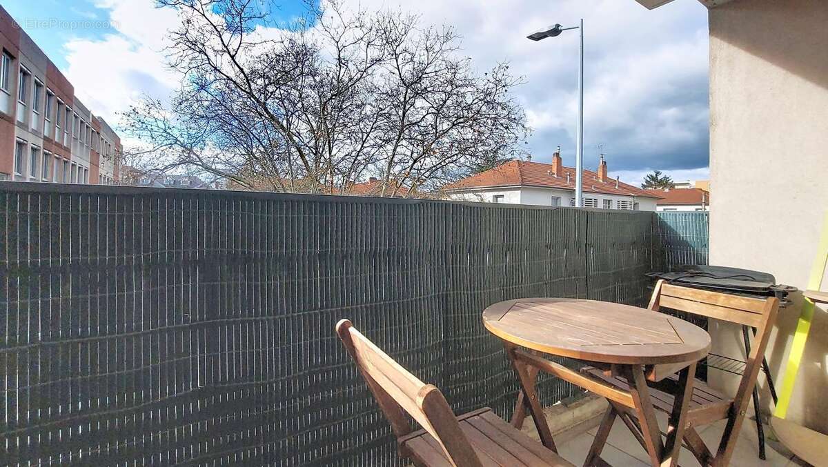 Appartement à LYON-8E