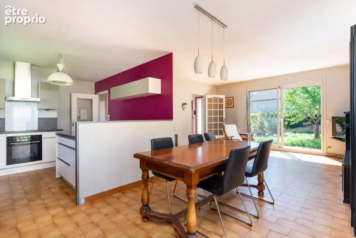 Maison 5 pièces 114 m² à vendre à Meyzieu (69330) - photo 3