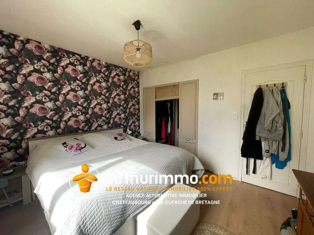 Maison à AVAILLES-SUR-SEICHE