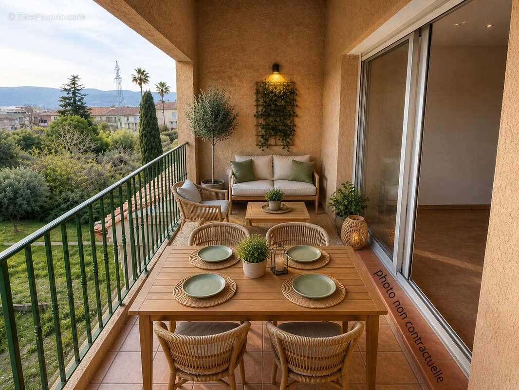 Appartement à COGOLIN