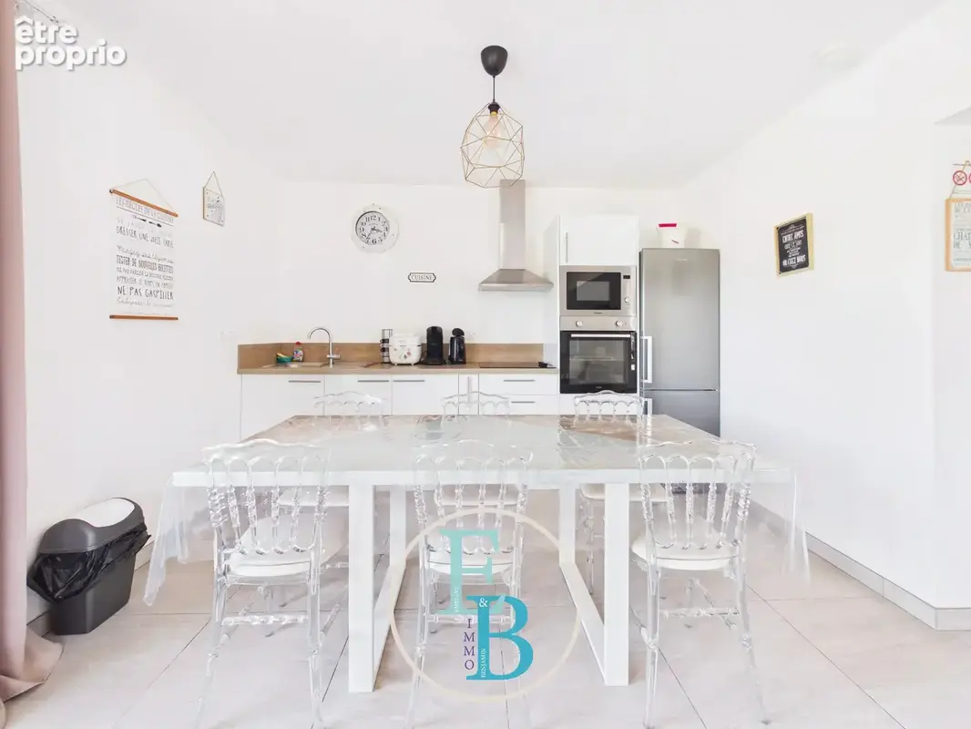 Ensemble immobilier  - t20 - 620m2 - photo 12