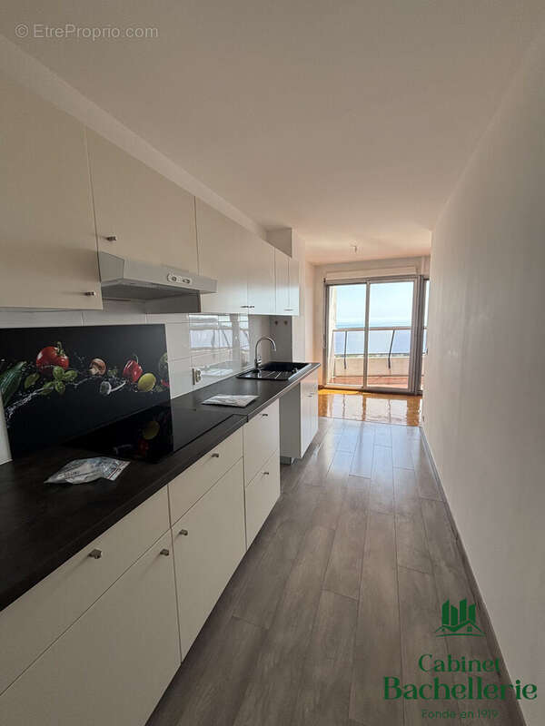 Appartement à MARSEILLE-8E