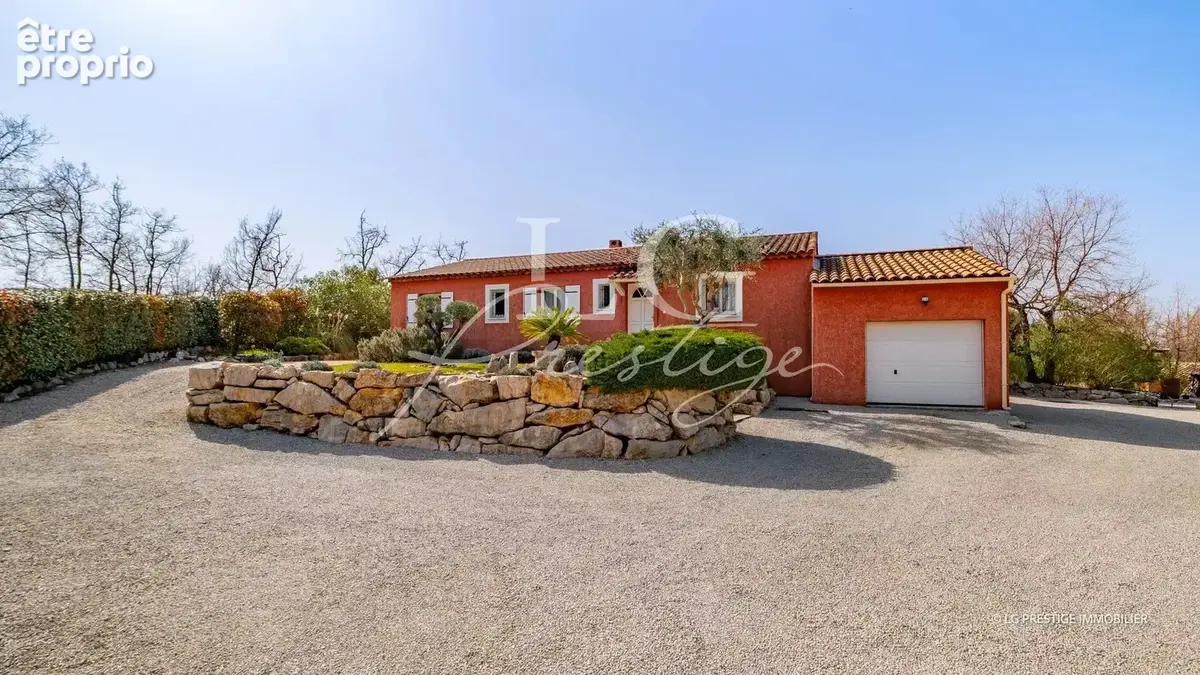 Callian – Villa plain-pied 4 chambres avec piscine, au calme - photo 3