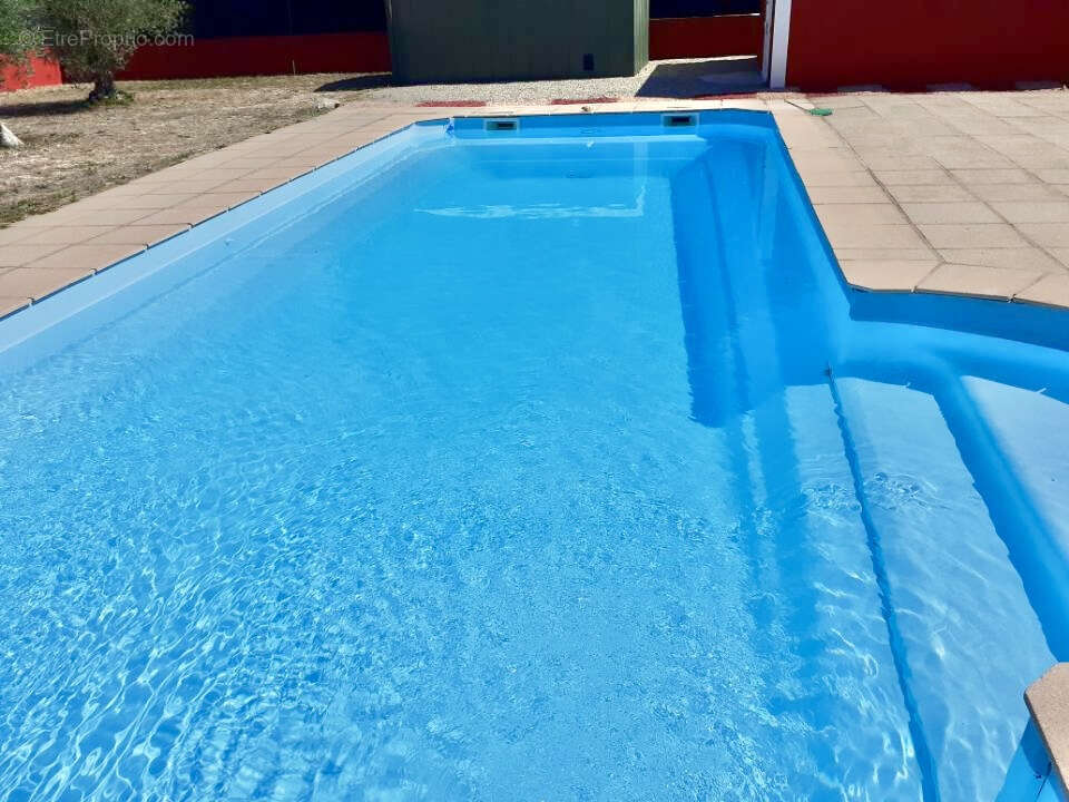 Maison à SAINT-CEZAIRE-SUR-SIAGNE