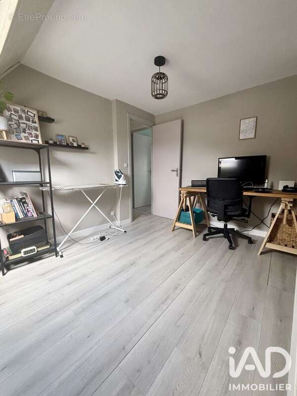 Photo 7