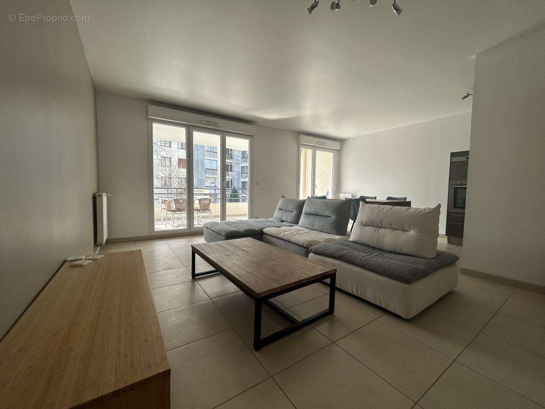 Appartement à MARSEILLE-8E