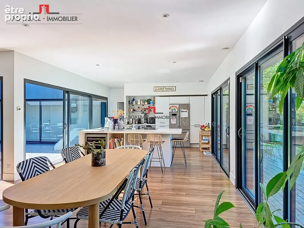 Maison 5 pièces 190 m² à vendre à Ambares-Et-Lagrave (33440) - photo 3