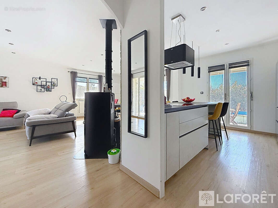 Maison à BOURGOIN-JALLIEU