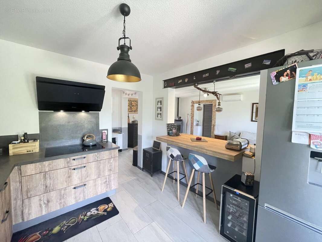 Maison à FIGANIERES