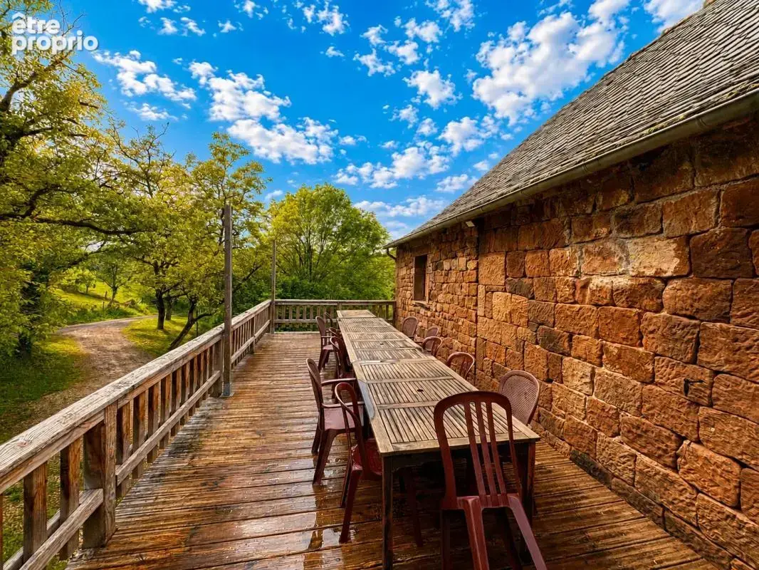 Maison en pierre avec terrasse – Un lieu plein de charme entre Conques et Marcillac - photo 3