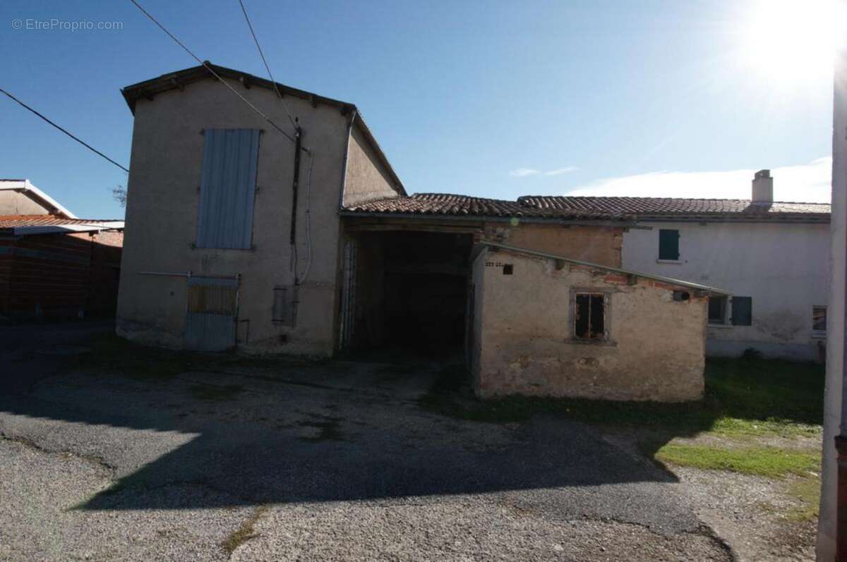 Maison à VILLEFRANCHE-D&#039;ALBIGEOIS