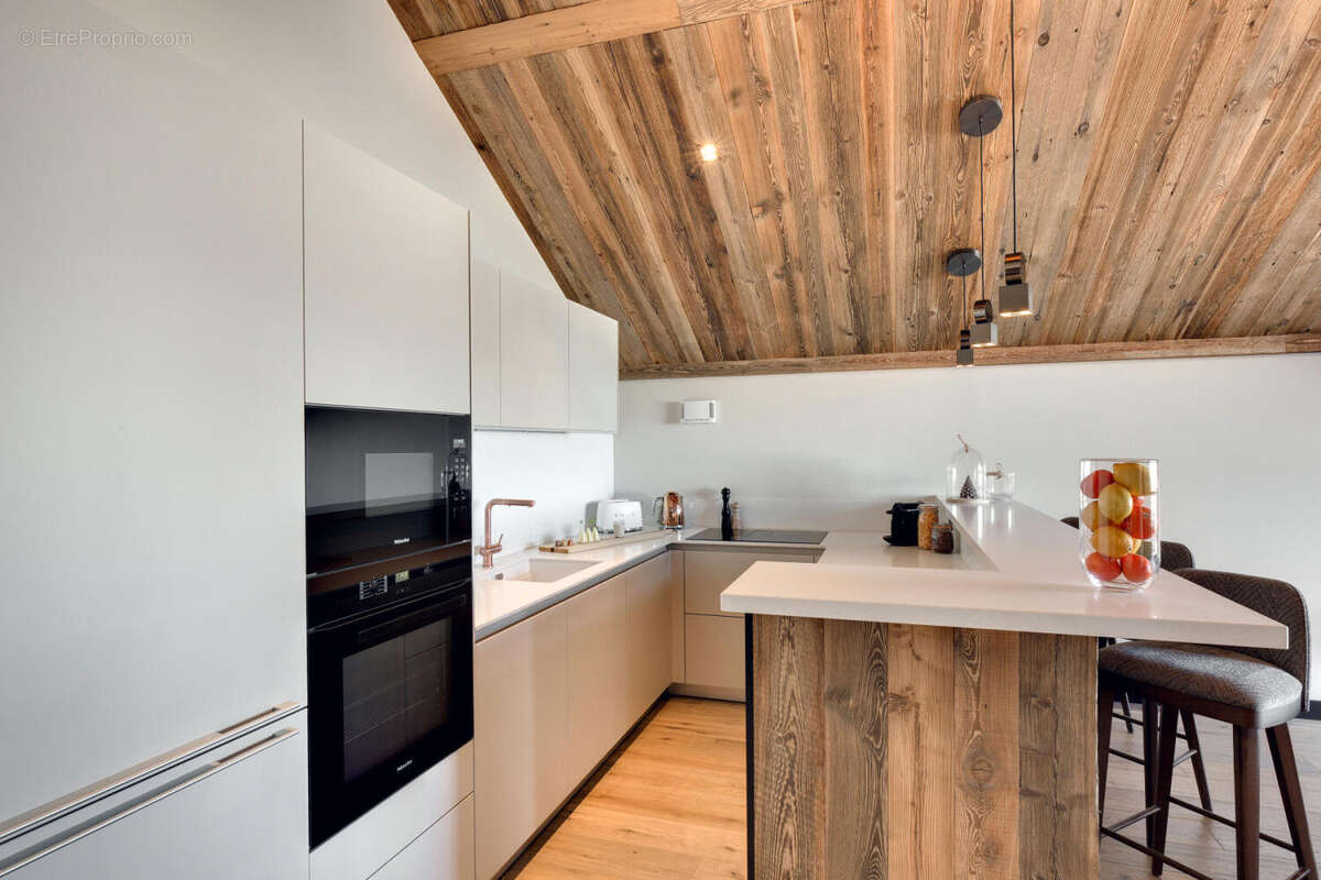 2373_ Ski Apartment for sale Meribel - a vendre -c - Appartement à LES ALLUES