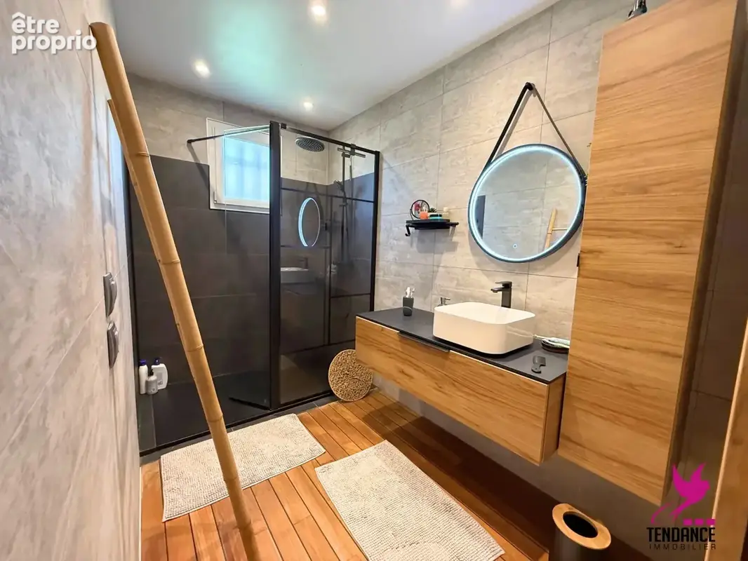EXCLUSIVITÉ  LARRA– Maison avec jardin, piscine et  garage. - photo 10