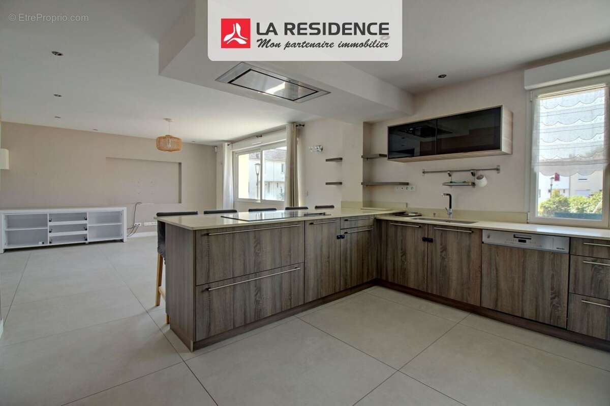 Maison 139 m² à Acheres  - photo 6